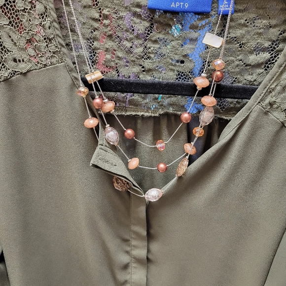 3 Strand Statement Necklace Tan Colors - Picture 5 of 6